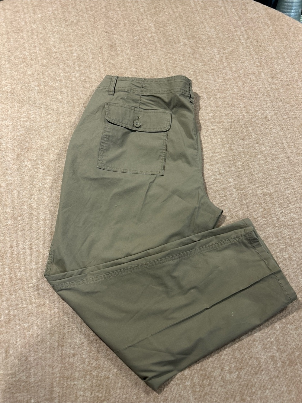 Liz Claiborne Women’s Utility Cargo Pants 14 in Olive